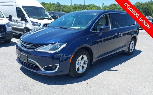 chrysler pacifica hybrid 2018 2C4RC1H7XJR276246 image chrysler pacifica hybrid 2018 2C4RC1H7XJR276246 image